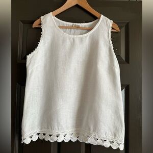 Chic White Lace-Trimmed linen Blouse